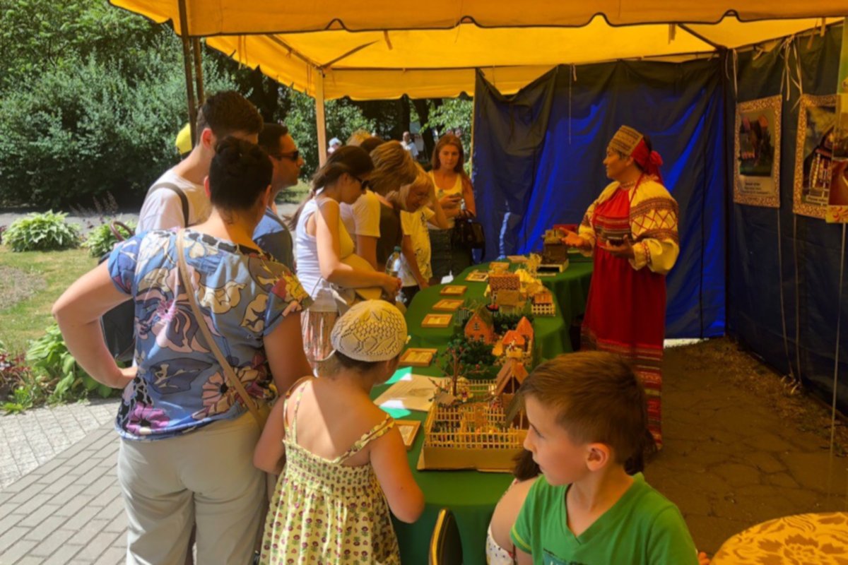 Луговской дом культуры принял участие в фестивале национальных культур
