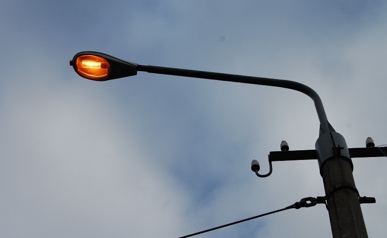 В Холмогоровке появится уличное освещение на улице Изумрудной