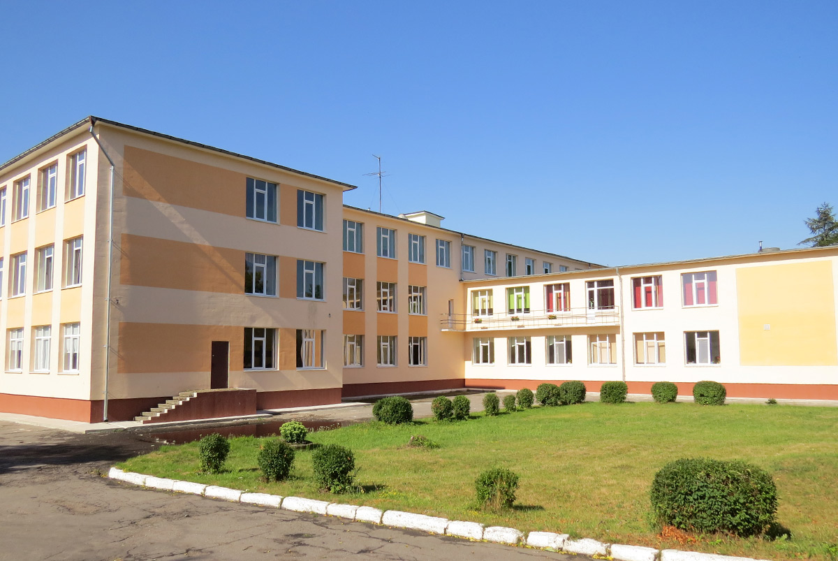 Романовская средняя школа принимает участие в федеральной программе "Земский учитель"