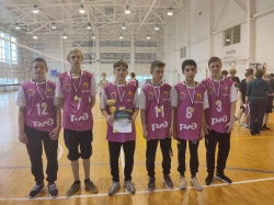 Волейболисты из Грачевки представят муниципалитет на региональном этапе соревнований «Серебряный мяч»