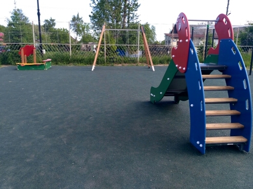 Новая детская площадка в посёлке Луговское