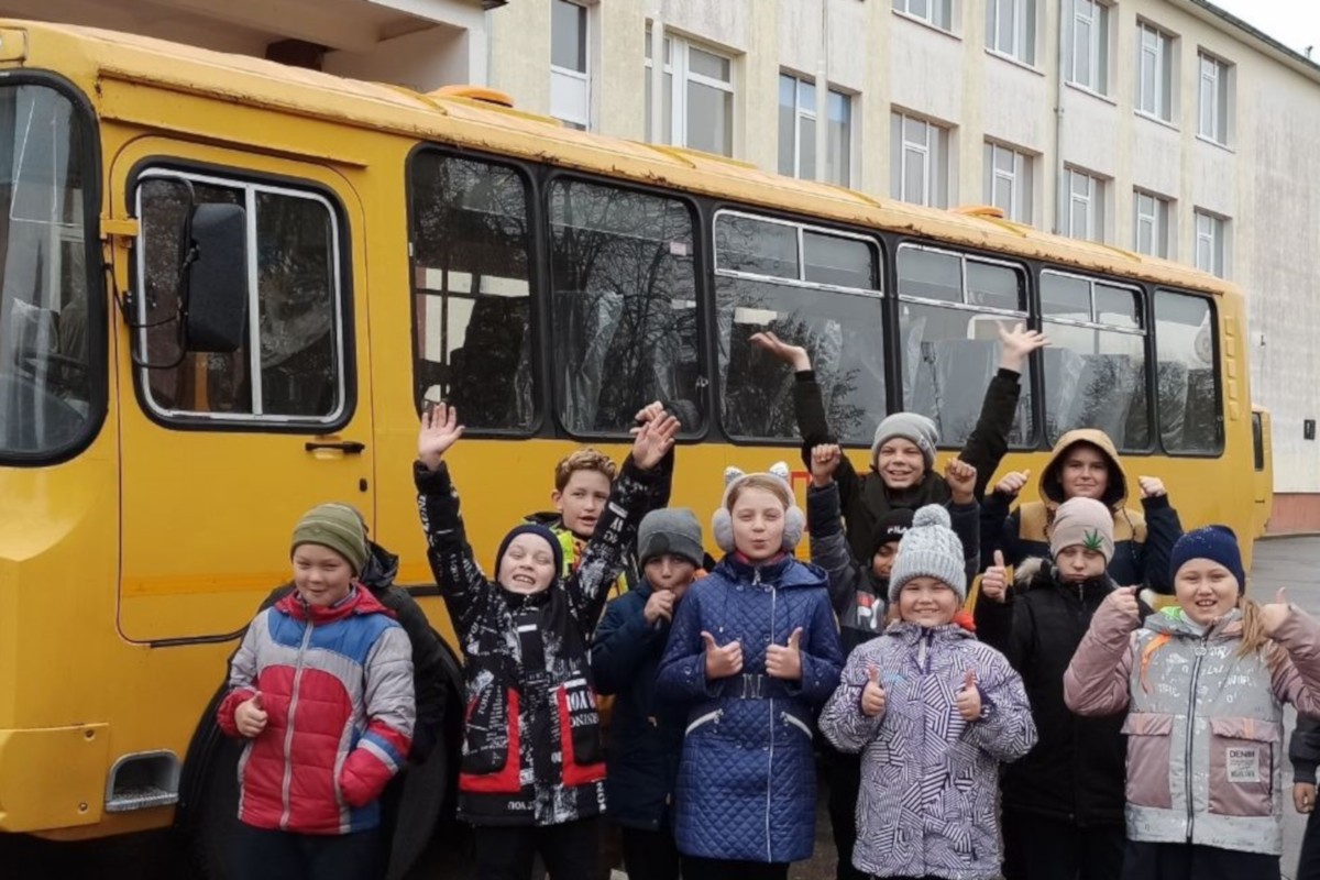 Школы муниципалитета получили новые автобусы