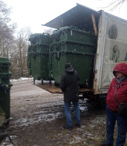 58 контейнеров закуплены для сбора ТБО в поселках округа