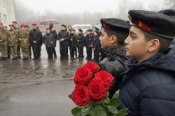 В Переславской и Романовской школах открыли мемориальные доски